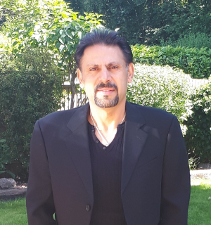 Business Director & Lead Practitioner: Khurram Khawaja